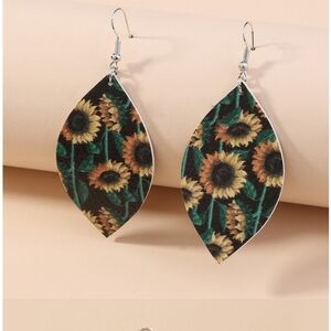 👋 Sunflower Earrings | Mix And Match 3/$20